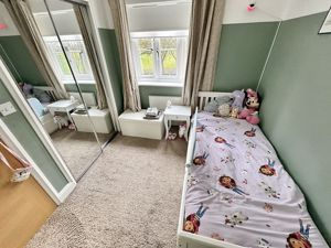 Bedroom- click for photo gallery